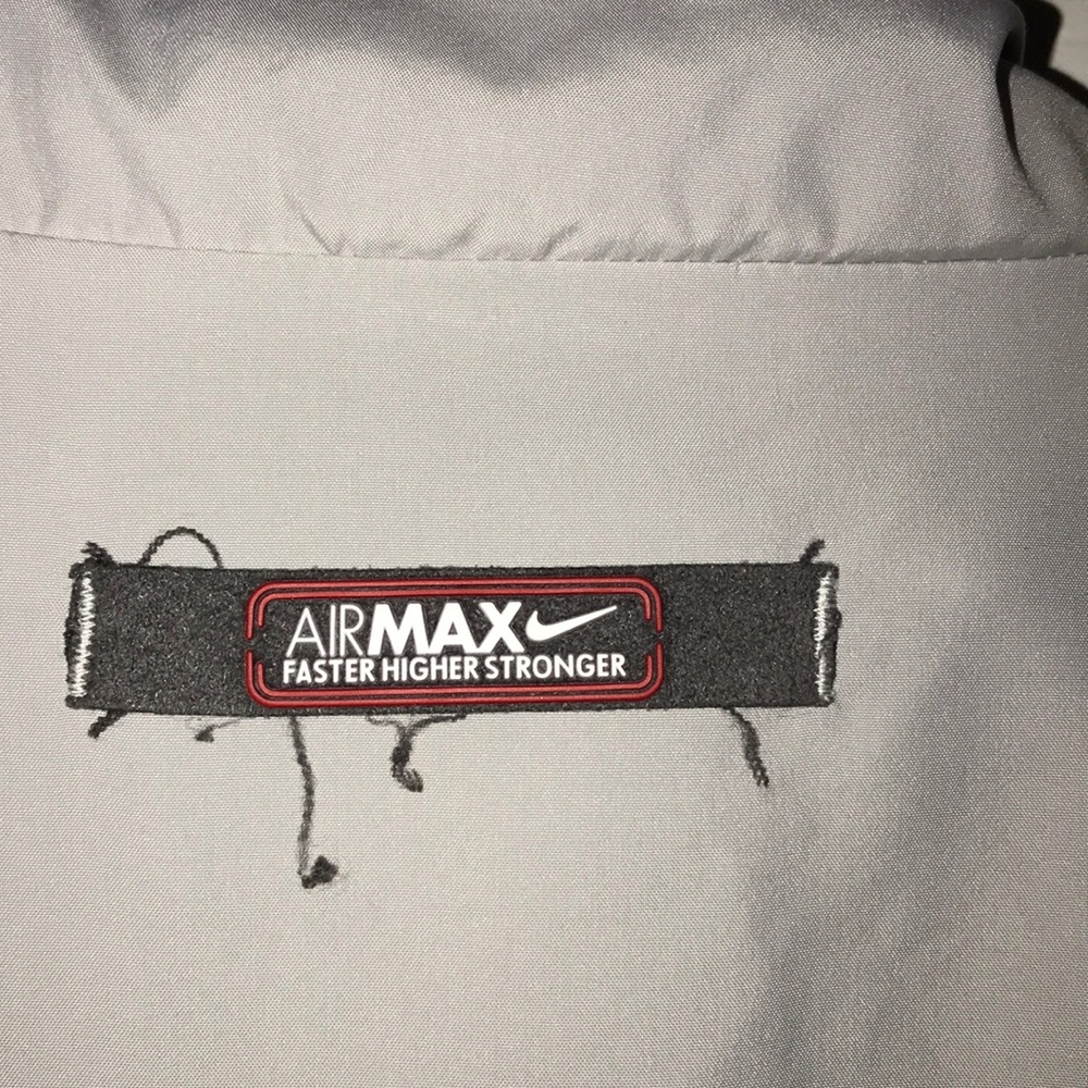 Jacket - Picture 5 of 5